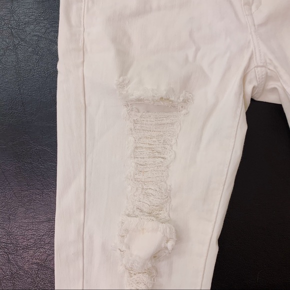 BlANK NYC White Ripped Jeans - Picture 2 of 7